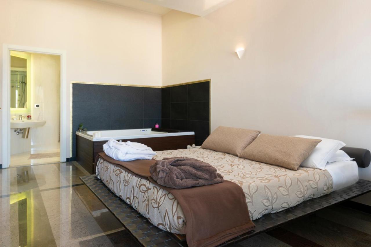 Hotel Residence Imperial Misano Adriatico Eksteriør bilde