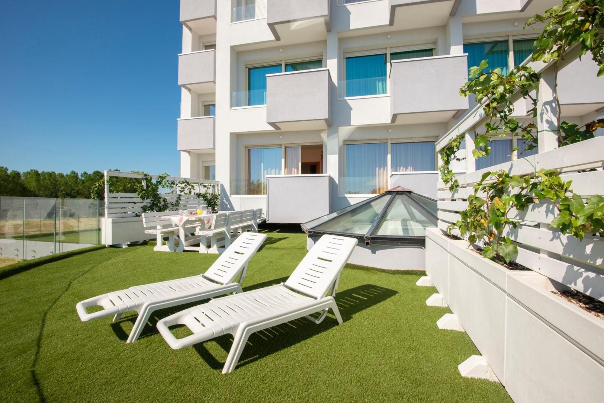 Hotel Residence Imperial Misano Adriatico Eksteriør bilde