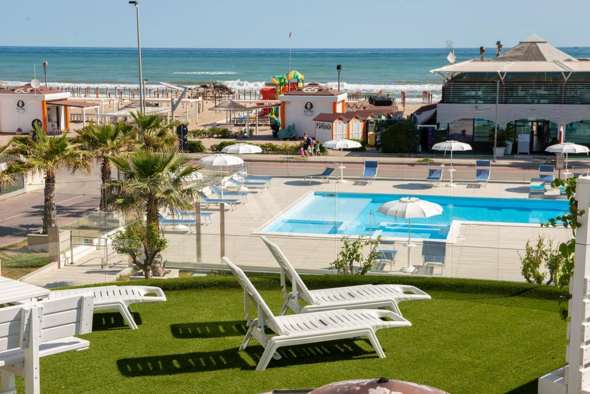 Hotel Residence Imperial Misano Adriatico Eksteriør bilde
